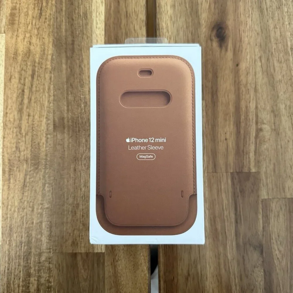 Apple Leather Sleeve Case with MagSafe Saddle Brown for the iPhone 12 Mini READ‎